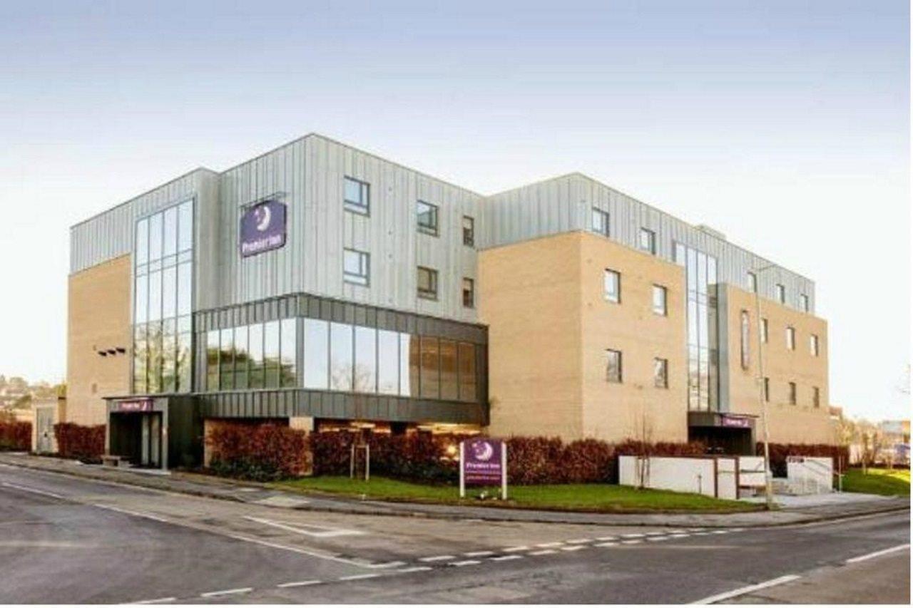 Premier Inn Winchester Bagian luar foto