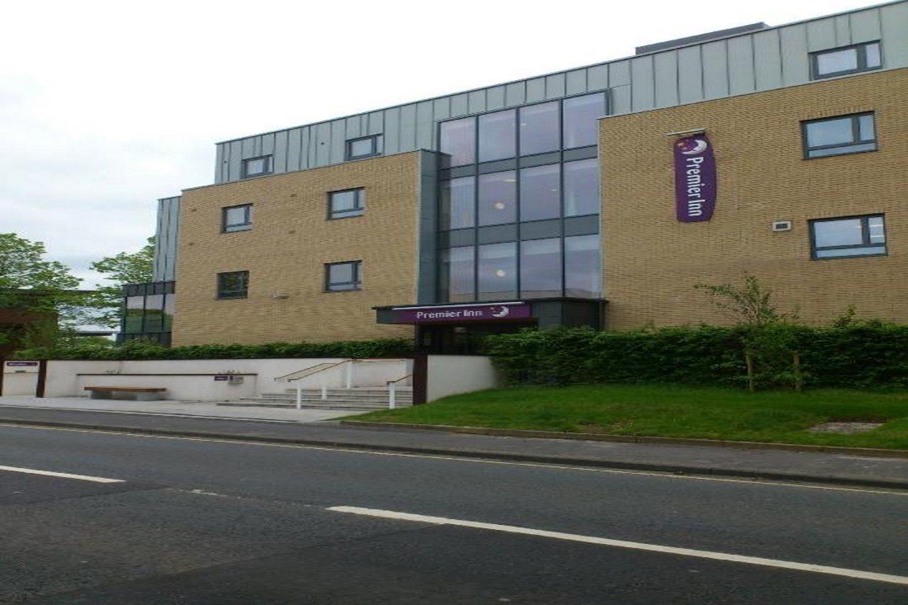 Premier Inn Winchester Bagian luar foto